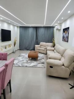 Stylish 3 bedroom apartment close to the Pyramids and Grand Egyptian Museum - 9