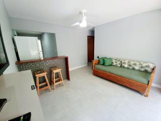 Apê Varanda Gourmet Wi-fi 300mbs Garagem Arcondiconado Cozinha completa Streaming - Mata de São João - 8