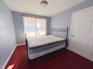 2 Bedroom with free parking-upto 10 parking space - Marysville - 5