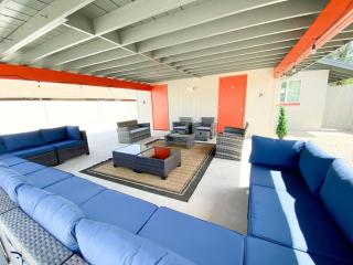 Alluring 2BR Cozy Home with King Beds, Free Parking & Grill Near Downtown and Sky Harbor - Phoenix - 3