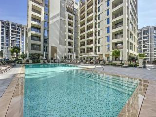 Vacationer Holiday Homes I Lux 1 Bed I Creek Harbour I Stunning Skyline Views - 9
