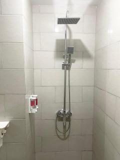 2 BR I ANDERSON I 25floor I above pakuwon mall I the biggest shopping center - 2