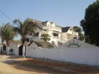 #5 princess apartments, 230mt to senegambia business strip, Wes coast GMbia - Sere Kunda - 0