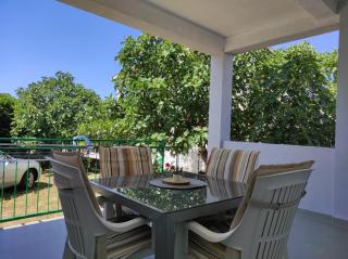Apartment with Terrace and Garden - Pirovac - 0