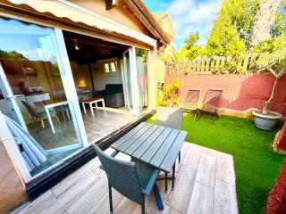 3 Casita-Estudio con Jardín en la playa - Puerto Marino - 1