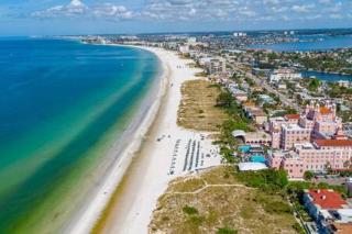 Maritana Beach House heated pool & private dock - St Pete Beach - 8