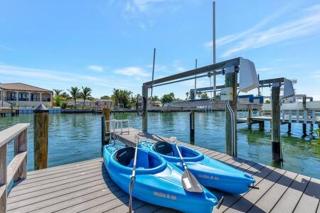 Maritana Beach House heated pool & private dock - St Pete Beach - 7