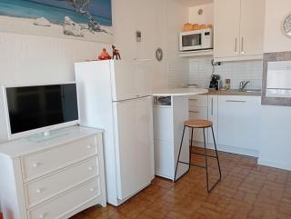 Emplacement idéal ! Studio vue port Plages à pied ! - 4