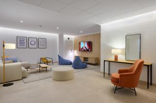 Apartamentos Luna Suites Granada - 1