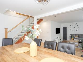 Clydfan, No 1 Trearddur Road - 4