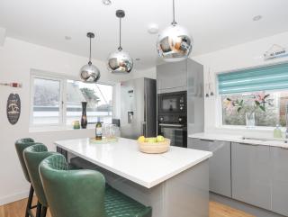 Clydfan, No 1 Trearddur Road - 2