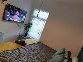 Unique LFC Themed House - 5