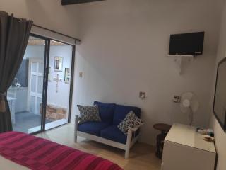 La Chapelle - The Apartment - Montagu - 8