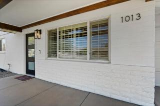 Tempe Modern Farmhouse - Tempe - 2