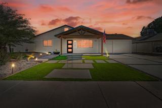 Tempe Modern Farmhouse - Tempe - 9