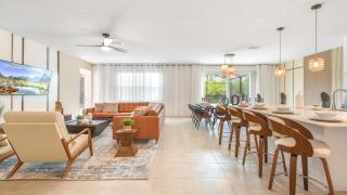 Luxury Home: Pool, Theater, Near Disney - Kissimmee - 3