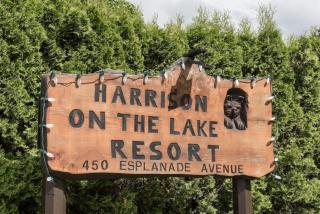 Oasis Top Floor Suite with Lake and Mtn View - Harrison Hot Springs - 8