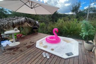 Chalés do AVOHAY, lindo chalé com privativa banheira hidromassagem aquecida, apenas 2 minutos da Vila de São Jorge Chalé Guita - 2