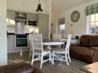 Sophies beach house, The Bay Filey, sleeps 4, 2 dogs welcome - 5