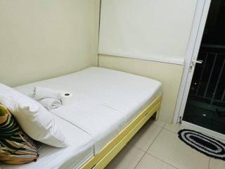 SHELL RESIDENCE C23 Shortwalk MOA Balcony poolview - Manila - 4