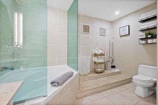 European style Queen Suite in Palm Coast - Best view with Balcony near Beaches! - 7