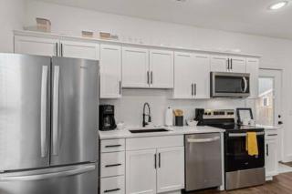 The Warhol - Pet-Friendly Apartment - Bentonville - 5