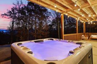 Private Mountain Getaway - Movie Theater - Hot Tub - Mashburn Mill - 9