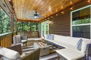 Private Mountain Getaway - Movie Theater - Hot Tub - Mashburn Mill - 4