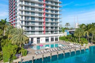 Upper studio Balcony Pool Gym - Near Beach - Hallandale Beach - 5
