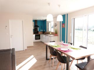 Superbe Maison individuelle 3ch, 6 pers, jardin, au calme, proche du Lac, 2 Parking, spatieuse et Confortable ! - Saint-Pardoux - 1