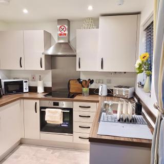 Cozy Coventry Retreat with 2 Bedrooms House - Coventry - 5