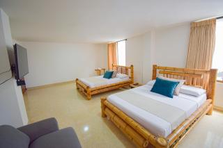 Hotel Toledo Plaza - Armenia - 4