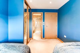 Entire 2 Bed Flat Contractors Families and Relocators - Ware - 3