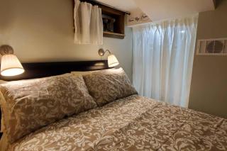 1 bedroom basement apartment with free parking - Brampton - 1