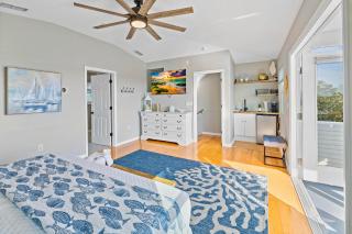 5 Bed3bath waterfront pool home with full gym, office, and heated pool! - Hernando Beach - 1