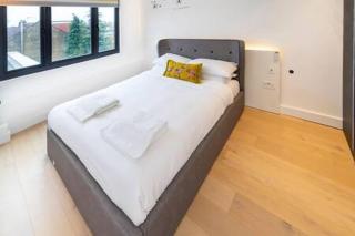 Modern Ealing Common Duplex - Londra - 7