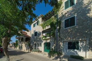 Apartments with WiFi Postira, Brac - 22196 - 0