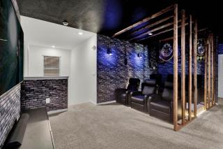 5 Bedrooms 5 Bathrooms Solterra 7622 Ol - 1