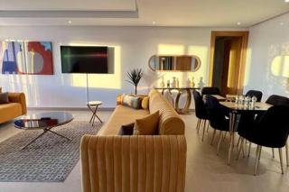 Marina Breeze - Ocean and Mosque View - 8