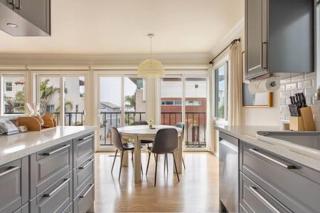 Ocean View 2 Bedroom Manhattan Beach Parking - MB3612A DO NOT REACTIVATE - 1