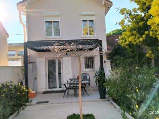 Villa rénovée 4 pièces, proche plage et commerces, jardin et parking, animaux acceptés - FR-1-776-8 - Argelès-sur-Mer - 0