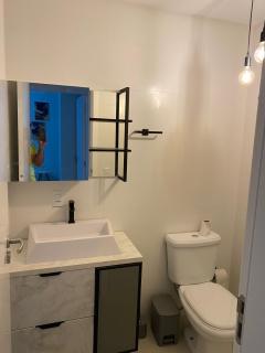 Apartamento com piscina a 100 metros da praia - 1