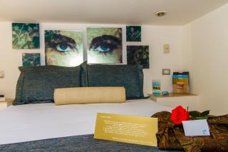 DCO Suites Lounge & Spa - 7