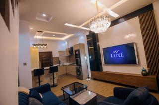 Big chill stays (luxe suits) - 6