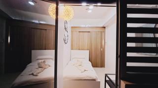 Stunning 2-Bedroom Condo - Manila - 3