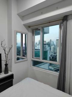 Turquoise Aerie - Manila - 2