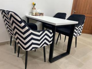 Family Friendly 2-Bedroom Home Upper Portion with Parking - Lahore - 1