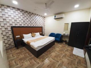Hotel Mandakini Royale - Kānpur - 1