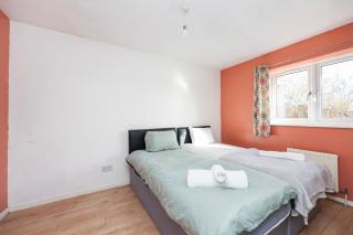 Riverview Larger Groups Canary Wharf take Boat to Greenwich 02 - 8