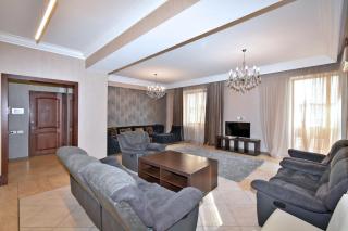 3 Bedrooms 2 Bathrooms Lux Apartment Near Republic Square With Balcony - Yerevan - 9